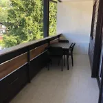 Hugo Apartment